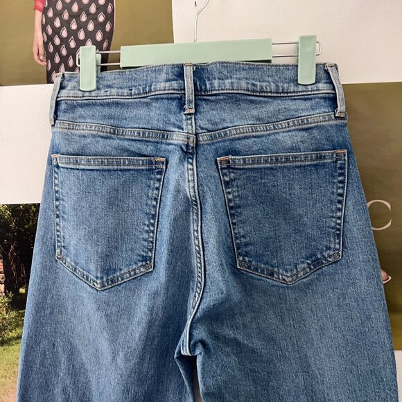 Retro High Waisted Flare Jeans Gap Size 4 Light Wash Dark Wash Details Denim - Picture 5 of 5